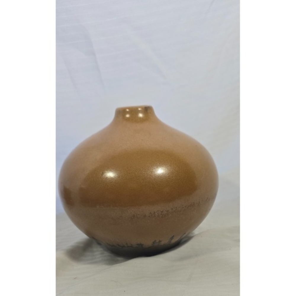 Pottery Vases‎ Small brown dip drip crackle